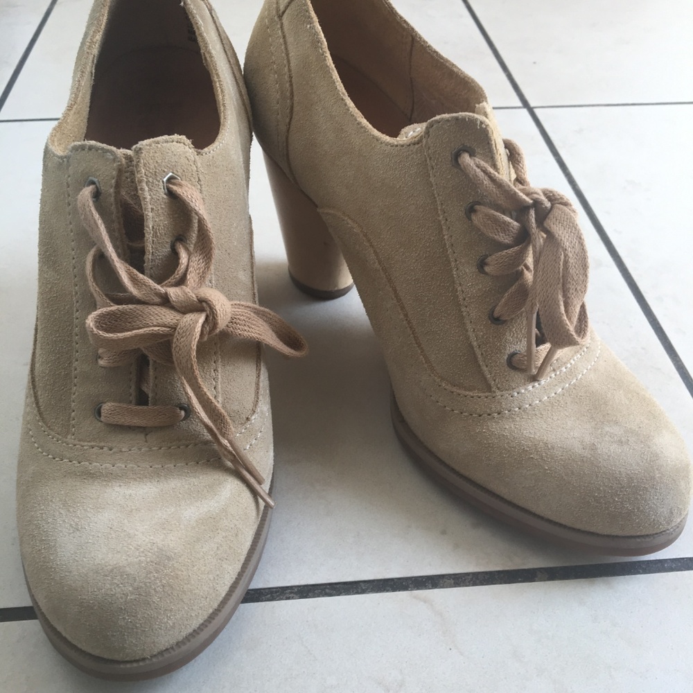 Timberland wood heel suede ankle Booties US6